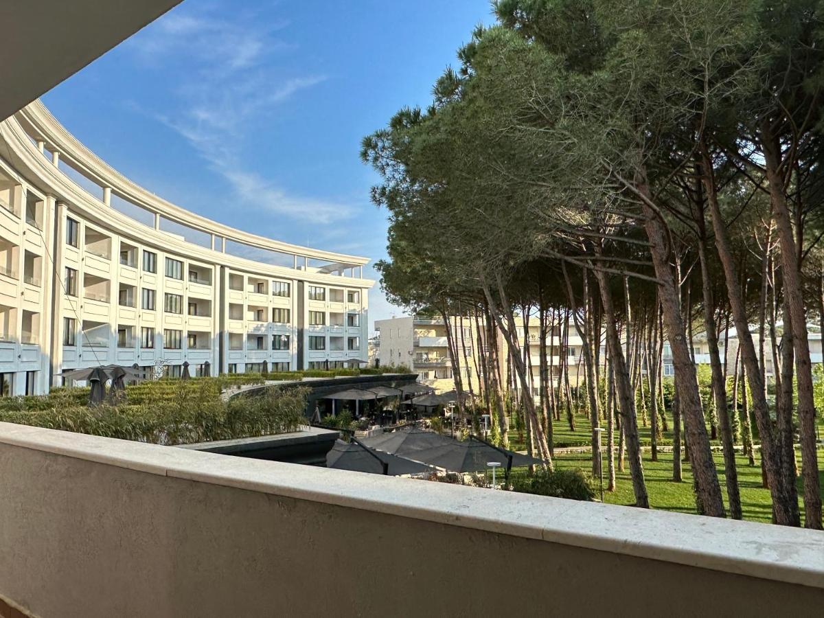 Eme Apartments - Kompleksi Lura 2 Gjiri I Lalzit Дуррес Екстер'єр фото