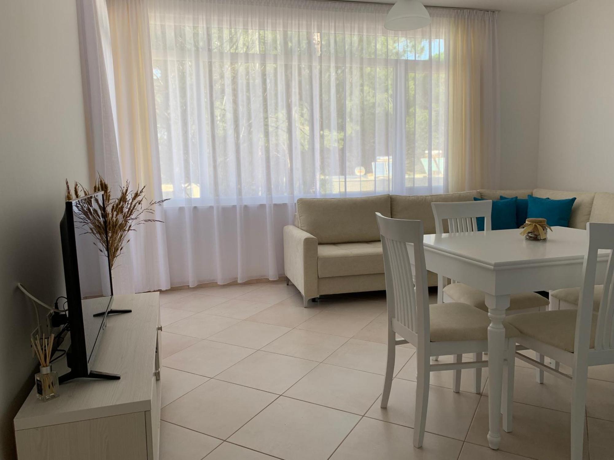 Eme Apartments - Kompleksi Lura 2 Gjiri I Lalzit Дуррес Екстер'єр фото